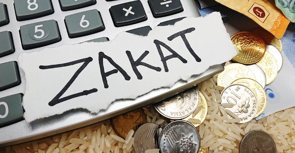 zakat 3 كيف احسب الزكاة؟ دليل شامل لحساب زكاة المال والتجارة بدقة وسهولة | قيود حساب مبلغ الزكاة: كيف تقوم بفعل ذلك بكل سهولة ويسر